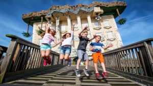 kids outside WonderWorks in Myrtle Beach, South Carolina, USA